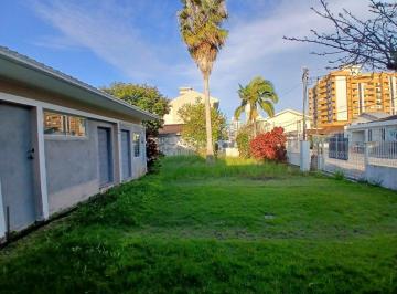 1 · Terreno de 825m² no Balneário do Estreito