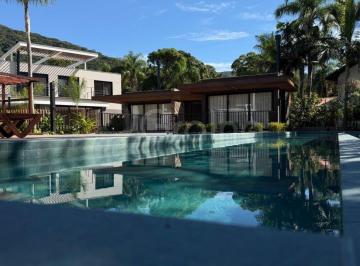 Casa · 344m² · 4 Quartos · 2 Vagas · Casa de 344m² com 4 suítes na Lagoa da Conceição
