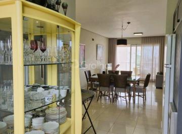 05 · Apartamento de 105m² com 2 suítes nos Ingleses