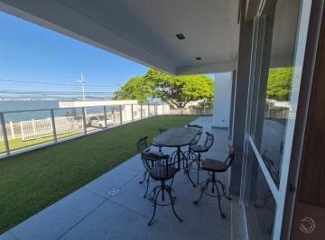 22 · Apartamento Garden com 200m² de 3 quartos sendo 1 suíte em Cacupé
