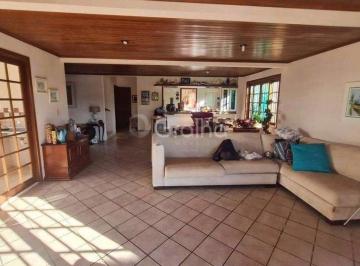 1.0 Sala · Casa de 244m² com 3 quartos sendo 1 suíte no Ingleses