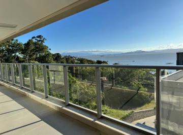 14 · Apartamento de 176m² com 3 suítes em Cacupé