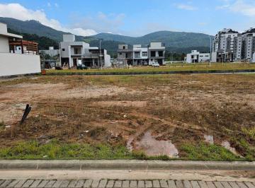 01 · Terreno de 150,05m² no bairro Deltaville em Biguaçu