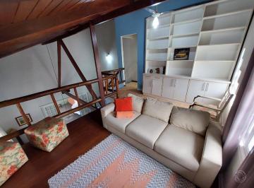 6 · Casa de 246m² com 3 quartos sendo 1 suíte nos Ingleses