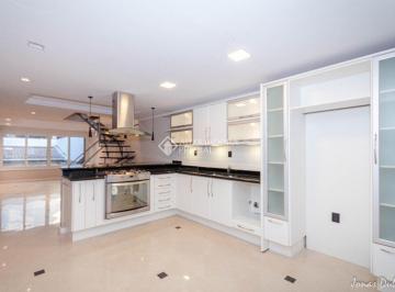 722299_i8237u3615pll17514X8_722299686418d153615.jpg · Cobertura com 140m² privativos, entrar e morar! Localizada 100metros da Rua Anita Garibaldi.