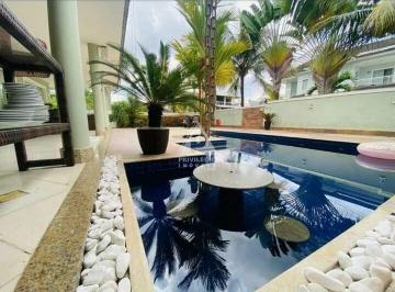 Casa · 250m² · 4 Quartos · 4 Vagas · Casa em condomínio fechado