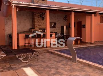 Casa · 393m² · 5 Quartos · 2 Vagas · Casa Térrea - 5 Quartos, 2 Suites  - Parque Acalanto - Rua com portaria e sem saída.