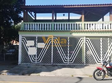 Casa · 160m² · 5 Quartos · Sobrado em Km 18 - Osasco, SP