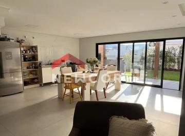 Casa · 184m² · 3 Quartos · 2 Vagas · Casa de condomínio em Avenida Wilson Castelo Branco - Beira Rio - Biguaçu/SC