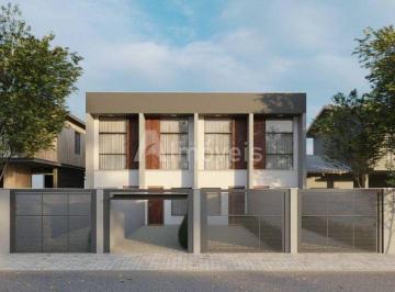 Casa · 65m² · 2 Quartos · 1 Vaga · Sobrado no Aventureiro