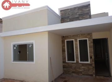 Casa · 10m² · 3 Quartos · 1 Vaga · Linda Casa à Venda no Bairro Planalto em Mateus Leme