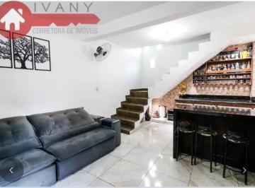 Casa · 10m² · 2 Quartos · 1 Vaga · Triplex Aconchegante à Venda – Ótima Localização em Contagem/MG