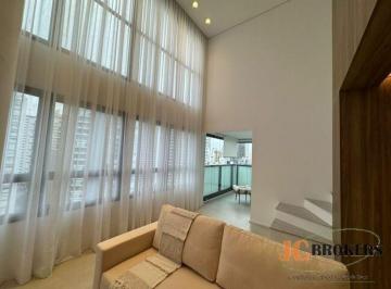 Apartamento · 91m² · 2 Quartos · 1 Vaga · Apartamento duplex reformado com 91m² de área útil, 2 suítes, 1 vaga
