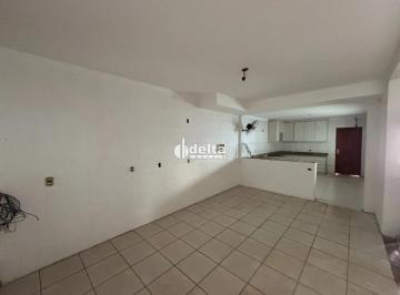 Casa · 250m² · 4 Quartos · 3 Vagas · Sobrado residencial disponível para venda no bairro Morada da Colina em Uberlândia-MG