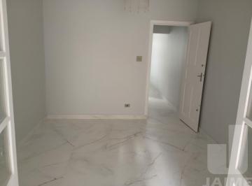 Casa · 210m² · 4 Quartos · 2 Vagas · Apartamento com 2 Dormitórios 2 Vagas em Perdizes