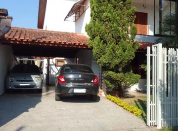 Casa · 250m² · 3 Quartos · 2 Vagas · Casa a venda com 3 quartos, jardim Astro