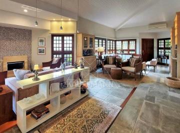 Casa · 422m² · 4 Quartos · 4 Vagas · Casa de Condomínio à Venda,Altos de São Fernando,4 Suítes,1.032,24 A.C.