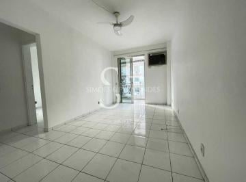 Apartamento · 80m² · 2 Quartos · 1 Vaga · Vila Isabel - Rua Senador Nabuco - Apartamento varanda, 2 quartos e 1 vaga.