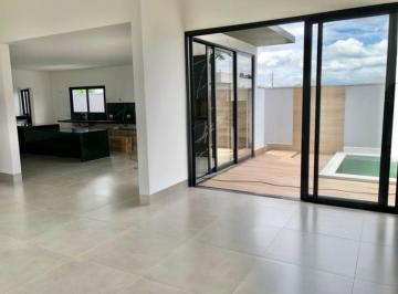 Casa · 202m² · 3 Quartos · 4 Vagas · Casa com 3 quartos à venda, no Condomínio Splêndido - Uberlândia/MG