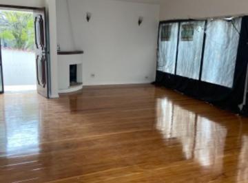 Foto 10 · Excelente casa para venda na Vila Oliveira em Mogi das Cruzes, possui quatro dormitórios, sendo duas