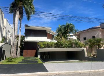 Casa de 4 quartos, Barueri · Linda casa com retrofit completo no coração de Alphaville