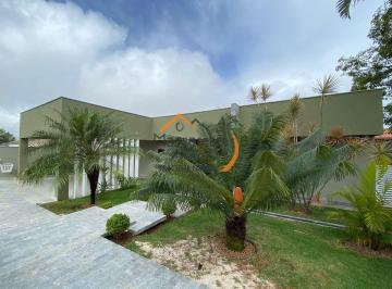 Casa de 3 quartos, Sobradinho · Casa no Condomínio Lago Azul/Escriturada/Habite-se/Aceita Financiamento e FGTS