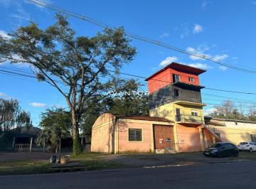 Comercial · 210m² · 1 Quarto · 3 Vagas · Pavilhão Comercial amplo, com 1 banheiro e Triplex Anexo para moradia.