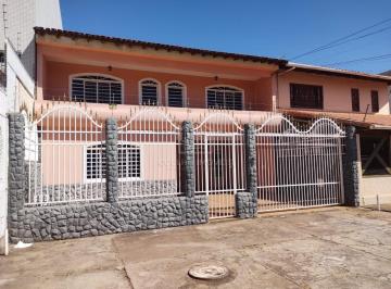 Foto 47 · Localização Imbatível! Casa Grande com 5 Quartos, Piscina e Churrasqueira em Taguatinga