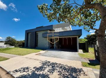 Casa · 243m² · 3 Quartos · 4 Vagas · Casa à venda em Valinhos, Condomínio Ecovilla Boa Vista, com 3 suítes, com 243.69 m²