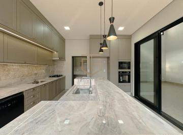 Casa · 191m² · 3 Quartos · 4 Vagas · Casa à venda em Paulínia, Parque Brasil 500, com 3 suítes, com 191.86 m², Santorini Residencial Club