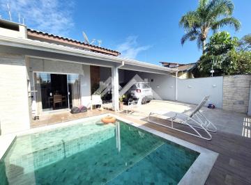 Casa · 206m² · 4 Quartos · 4 Vagas · Sobrado em Peruíbe