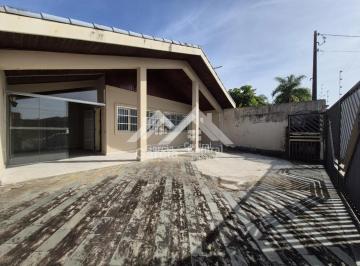 Casa · 265m² · 3 Quartos · 10 Vagas · Casa em Peruíbe