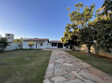 Terreno de 1 quarto, Brasília · Lote com Edícula - Condomínio Solar de Brasília