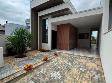 Casa · 100m² · 3 Quartos · 2 Vagas · Casa à venda, 3 quartos, 1 suíte, 2 vagas, Rio Branco - Brusque/SC
