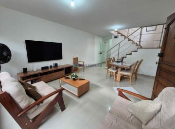 Casa · 213m² · 3 Quartos · 2 Vagas · Sobrado à venda no Jabaquara - 3 dormitórios, 1 suíte, 4 banheiros e 2 vagas