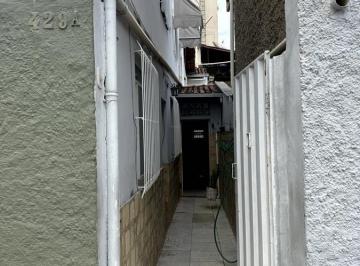 Casa · 87m² · 3 Quartos · Casa com 03 quartos no Centro de Teófilo Otoni