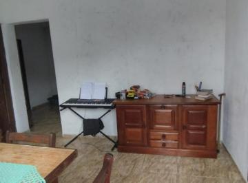 Casa · 192m² · 6 Quartos · 3 Vagas · CASA À VENDA NO JARDIM HERPLIN.