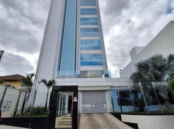 Apartamento · 232m² · 4 Quartos · 4 Vagas · Apartamento central com 04 quartos em Teófilo Otoni - MG.