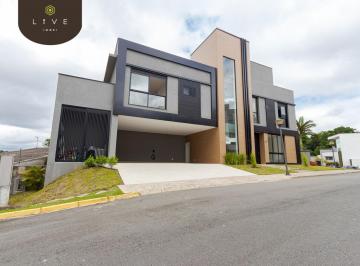 Casa · 344m² · 3 Quartos · 6 Vagas · Casa Verona no Condomínio Costa Ferrara: sofisticação e privacidade em cada detalhe, no bairro Casca