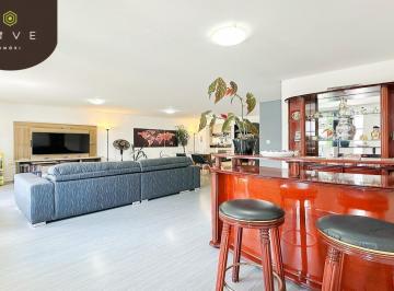 Casa · 200m² · 3 Quartos · 2 Vagas · Sobrado triplex à venda, no Condomínio Green Line, com 03 suítes, 02 vagas de garagem no Pinheirinho