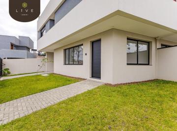 Casa · 163m² · 3 Quartos · 2 Vagas · Sobrado à venda em Santa Felicidade, com 3 suítes, 2 vagas de garagem
