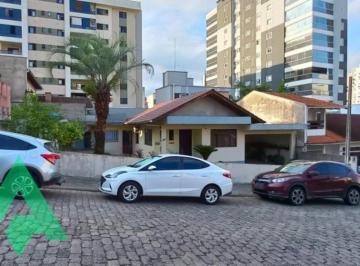 Terreno · 105m² · Amplo Terreno à venda, no Bairro Vila Nova em Blumenau!