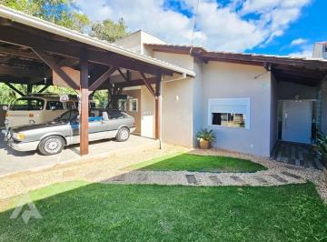 Casa · 249m² · 2 Quartos · 4 Vagas · Casa no Bairro Velha: conforto, segurança e lazer com 2 suítes, piscina aquecida e estrutura para ex