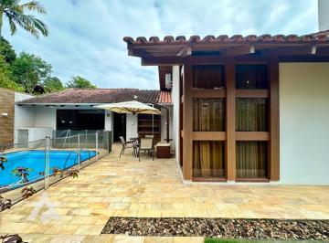 Casa · 326m² · 3 Quartos · 5 Vagas · Linda casa semimobiliada com 3 dormitórios no bairro Velha!