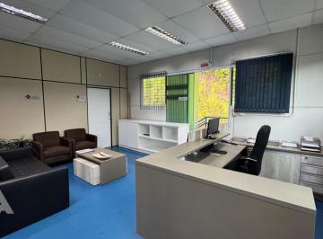 Comercial · 160m² · 8 Vagas · Sala comercial de 180m² para locação por R$6.500,00 - Bairro Vorstadt - Blumenau/SC