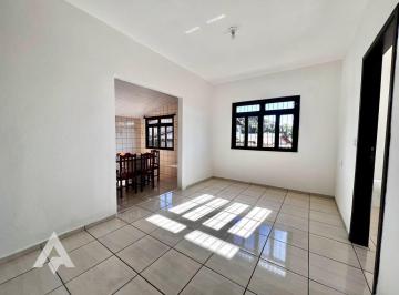 Casa · 300m² · 5 Quartos · 3 Vagas · Casa com 5 dormitórios para locação por R$ 3.800,00 - Bairro Passo Manso - Blumenau/SC.