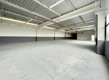 Comercial · 300m² · Sala Comercial de 300m² para locação por R$ 6.950,00 - Bairro Do Salto - Blumenau- SC