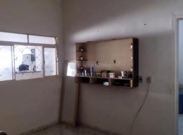 Casa · 193m² · 2 Quartos · 2 Vagas · Casa com edícula no Jardim Nunes de 02 dormitórios e 02 vagas de garagem.