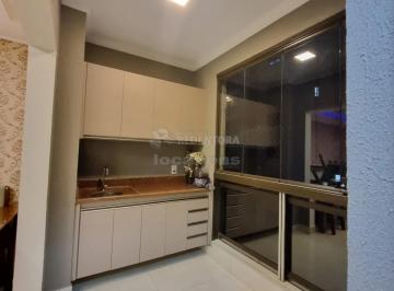 Apartamento · 80m² · 3 Quartos · 2 Vagas · Apartamento no Jardim Tarraf II, 03 dormitórios com cozinha planejada.