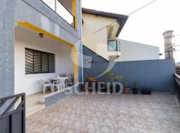 Casa · 181m² · 4 Quartos · 3 Vagas · Sobrado á Venda na Saúde com 181m², 4 quartos sendo 1 suíte, 3 vagas.